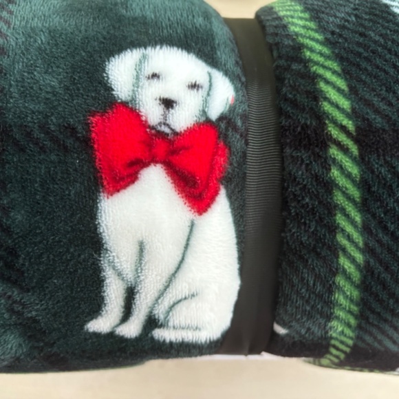 November Sale! Beautiful New Pink by Victoria's Secret Green Plaid Puppy Throw - Picture 2 of 4